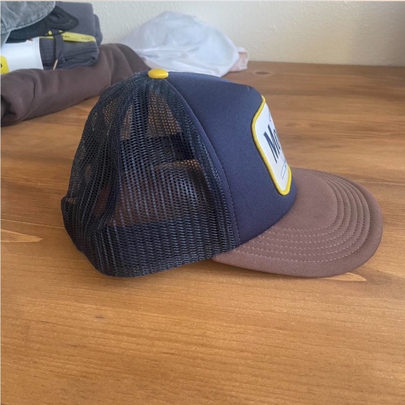 Modelo Snapback Hat - Picture 3 of 5